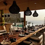 Silver Breeze Villa *