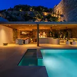 Silver Breeze * Mykonos Town