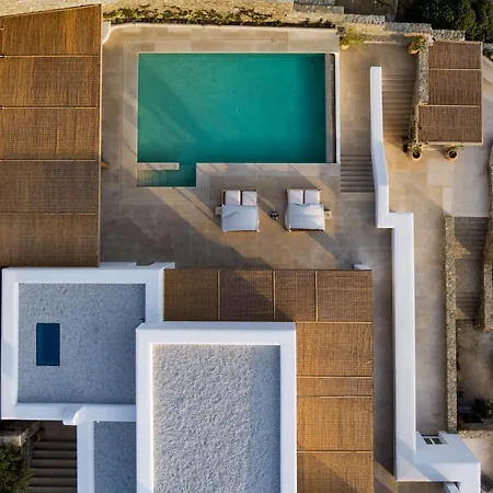 Silver Breeze Villa *