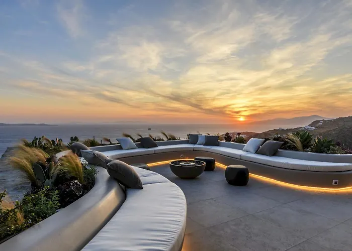 Silver Breeze Villa *